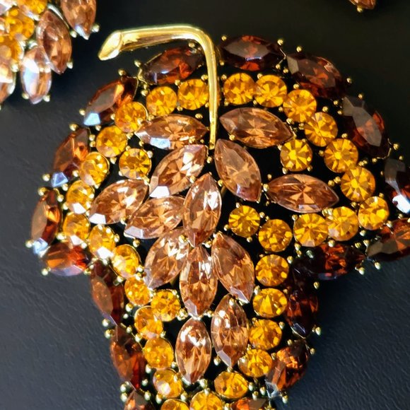 Vintage Rhinestone Leaf Brooch & Earring Set - Picture 4 of 8